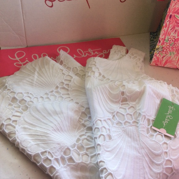 Lilly Pulitzer Jumbo Seashell Eyelet Dress - Picture 11 of 13
